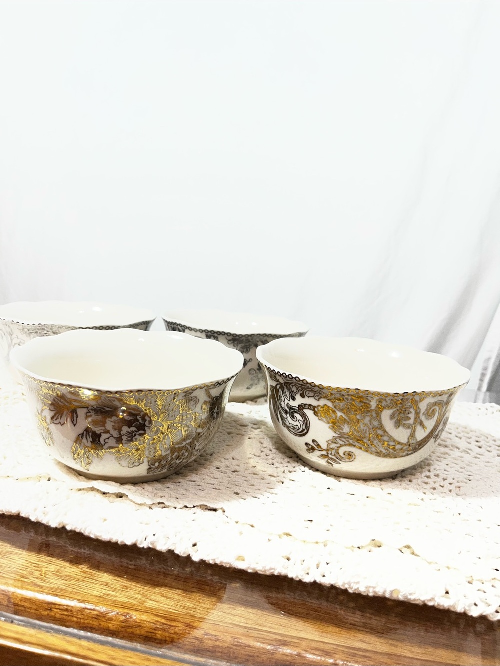 222 Fifth Adelaide Bowl Set of 4 Gold Silver Fine China Floral Bird Cereal Bowls
